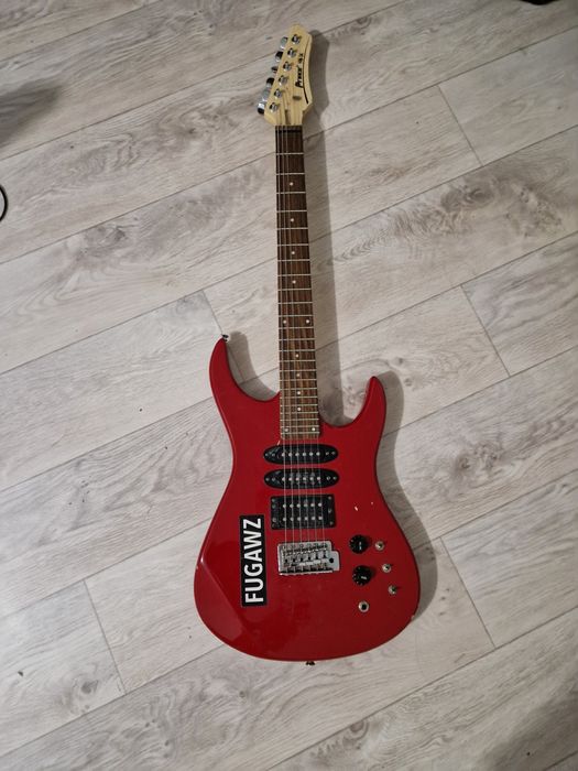 продам электрогитару superstrat