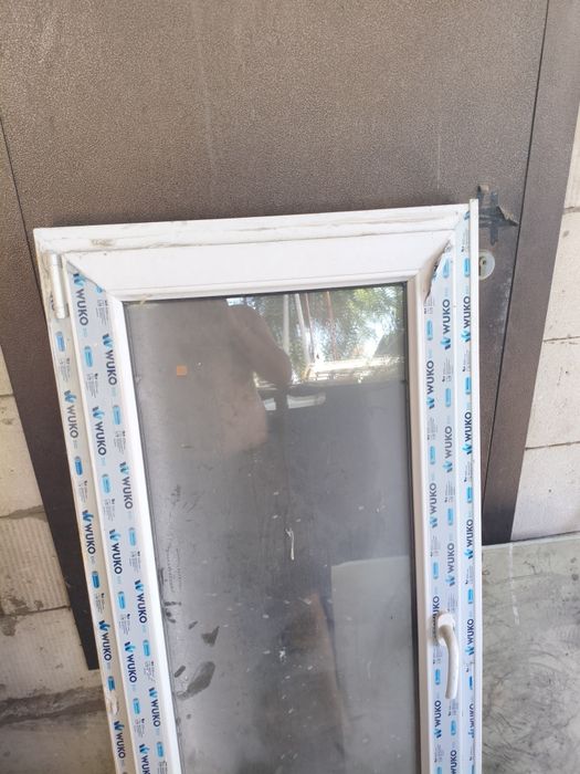 Окно пластиковое