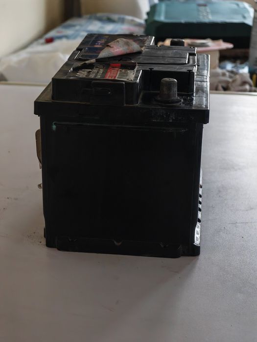 Акумулатор за кола 12v 60 AH