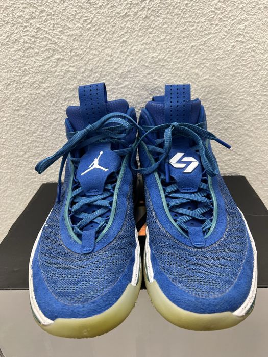 Маратонки Jordan номер 46