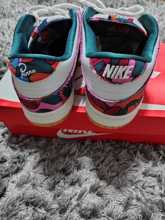 Nike dunk x parra