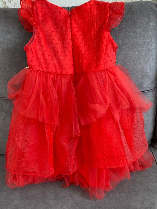 Продам Детские платья