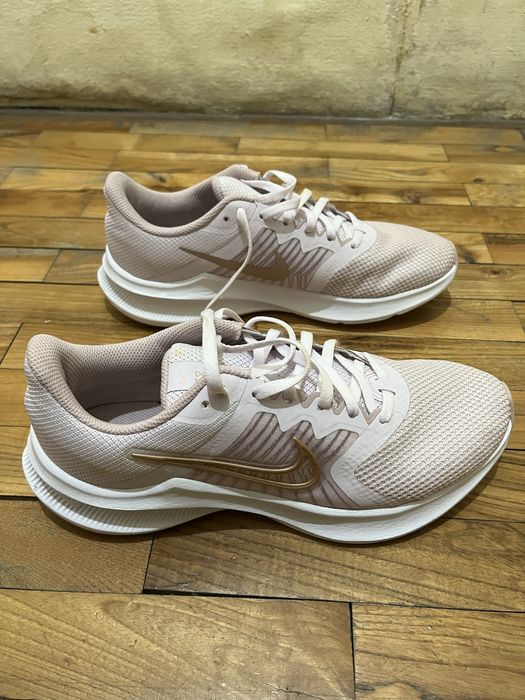 Женски маратонки Nike
