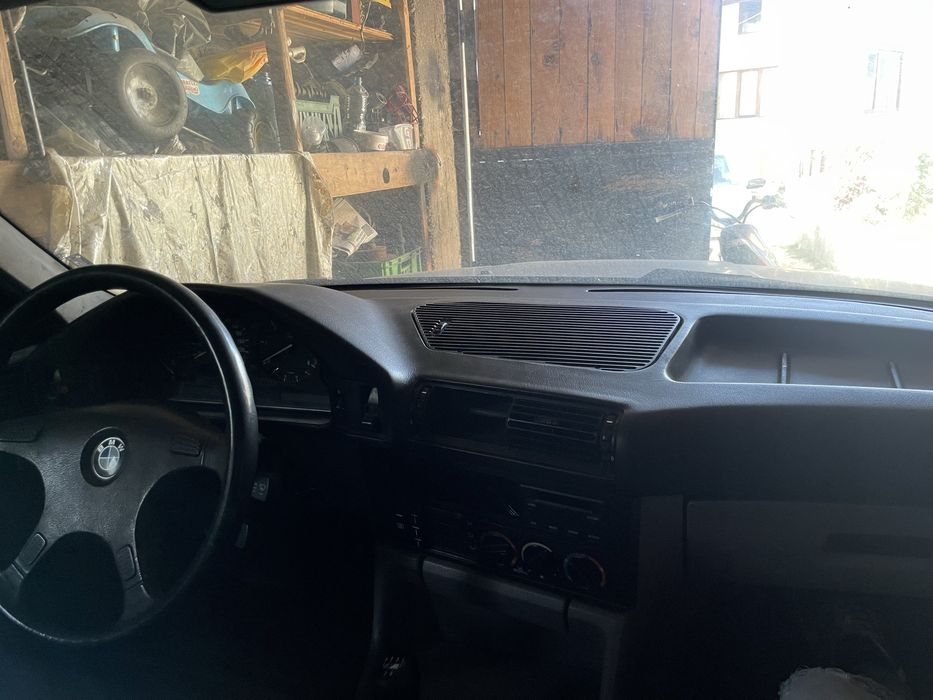 Продавам много части за bmw e34