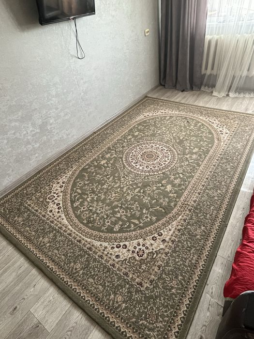 продам ковер в хорошем качестве
