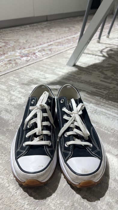 Продам кроссовки Converse