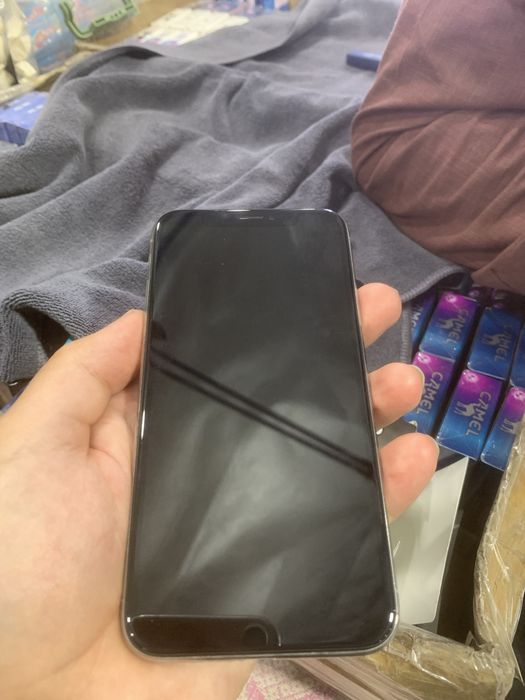 Iphone x  Oq rang 256 gb ideal holat