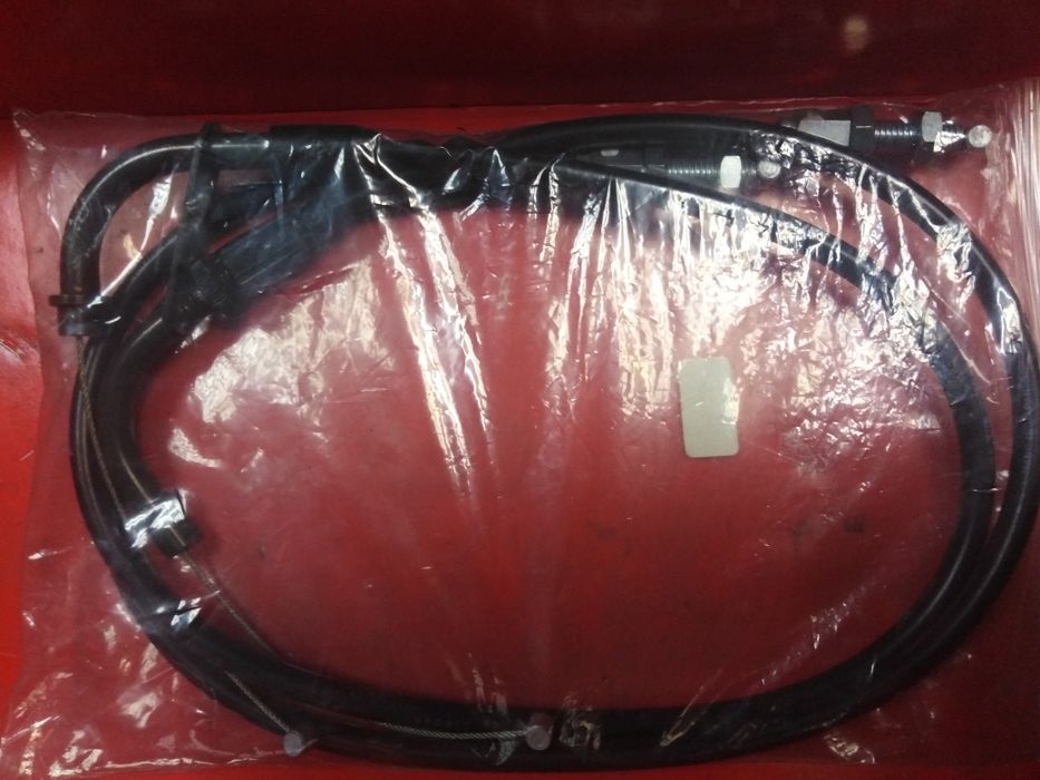 Амортисьор, спирачни маркучи, жило газ- Suzuki GSX-R 1000 K5.