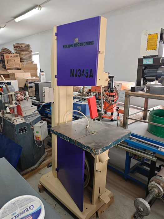 Станок столярный ленточнопильный.вертикальный.ленточный