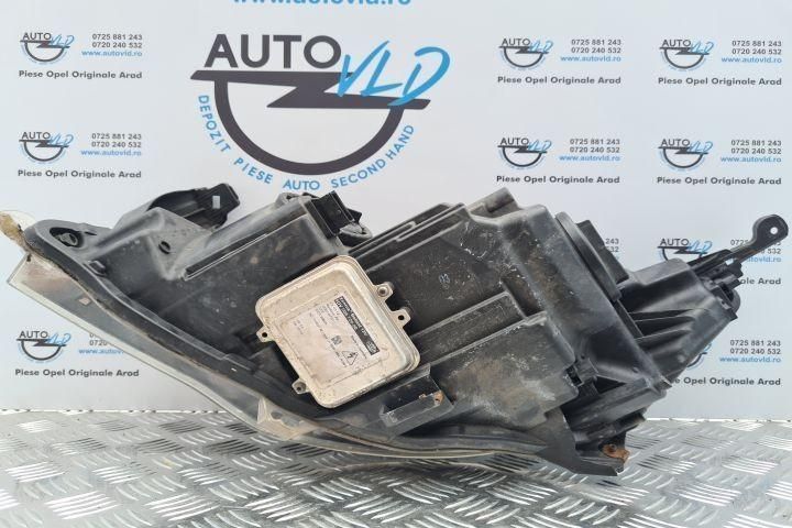 Far dreapta XENON Opel Astra J
