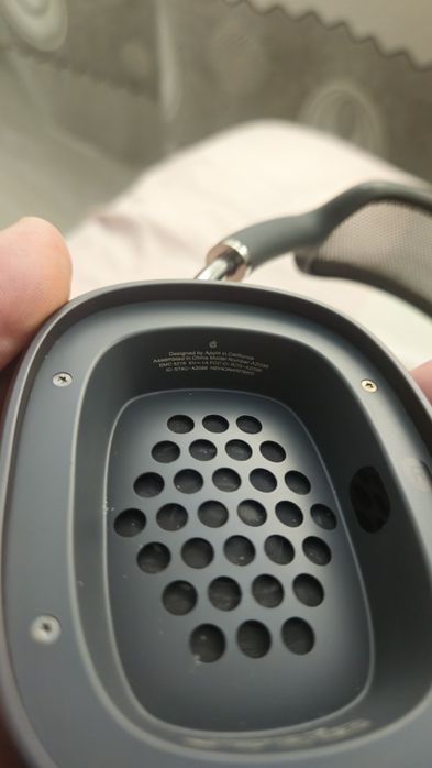 AirPods Max наушники