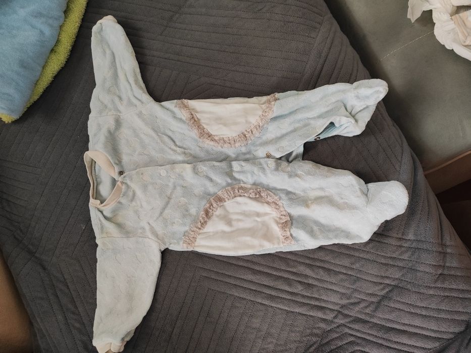 Продам детские вещи