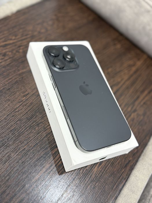 Продам iphone 16 pro 256 gb