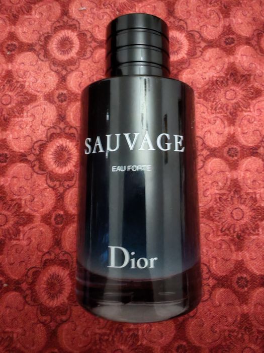 Dior Sauvage eau Forte parfum barbati nou original