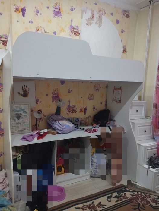 Продается двух этажная кровать