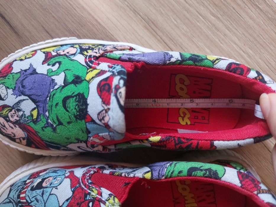 Pantofi sport H&M Marvel mărime 24
