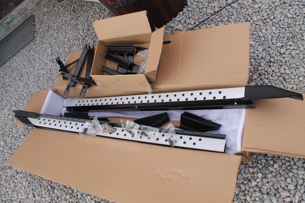 Лизинг TBi СТЕПЕНКИ Stepenki Side Step Toyota Rav4  (2006-2012)