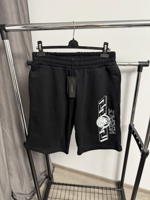 Pantaloni scurti VERSACE super calitate