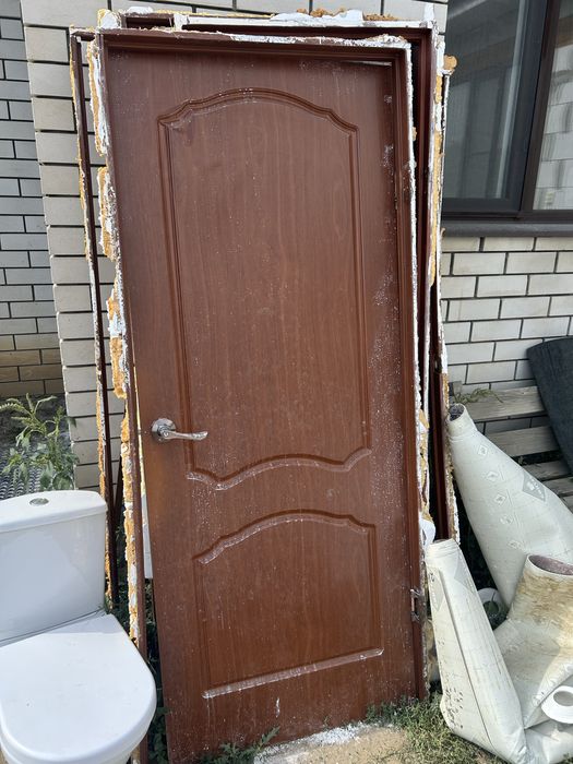 Срочно в продаже двери