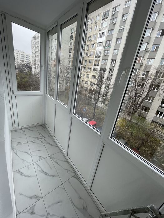 Proprietar vând garsonieră decomandată, renovată complet – Theodor Pallady nr. 11 langa metrou 1 decembrie