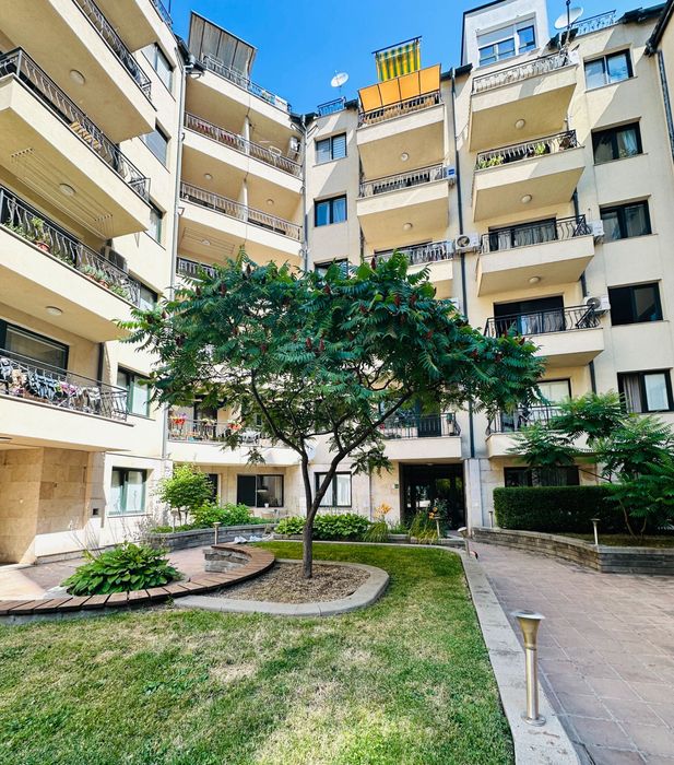 Тристаен апартамент в Павлово