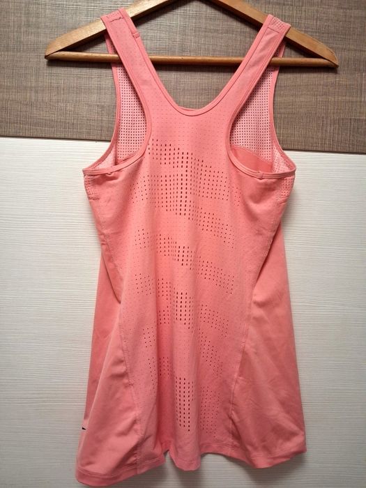 Оригинален потник на Nike Pro ,S