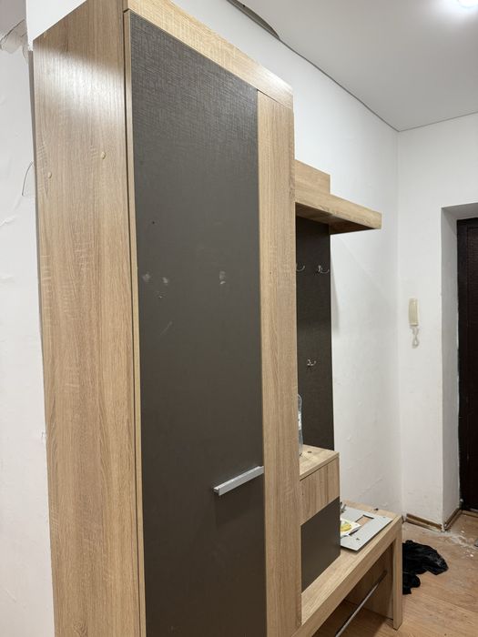 Прихожий шкаф мебель