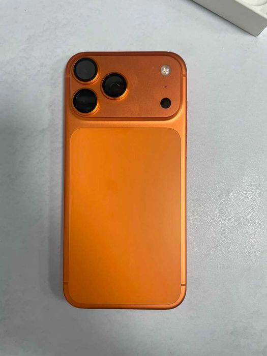 Apple iPhone 17 Pro Max (только e-sim)