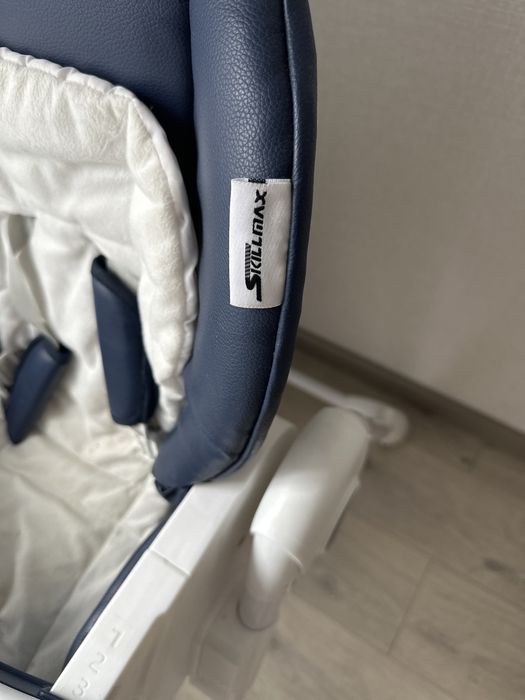 Стол для кормление