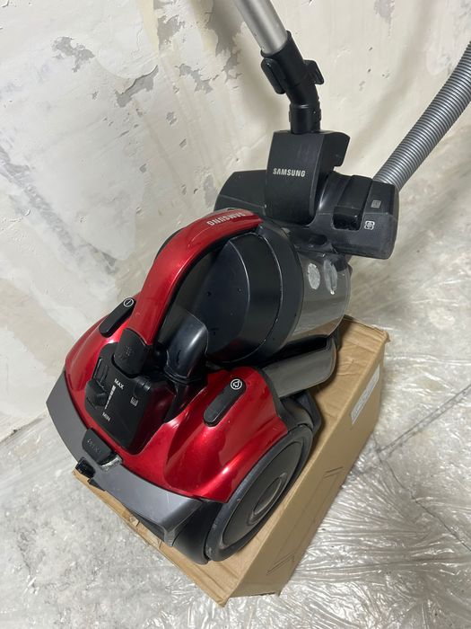 Продам пылесос samsung vc5100