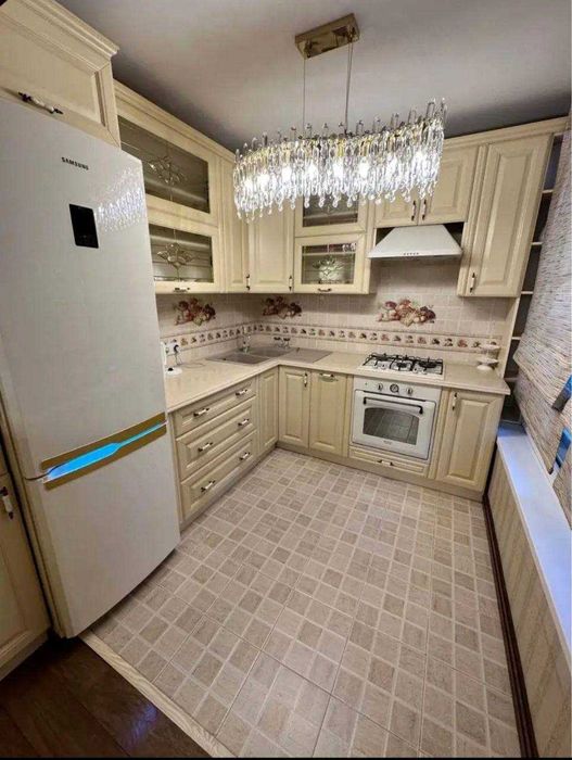 Ц-1, ул. С. Азимова (рядом с Посольством Японии)