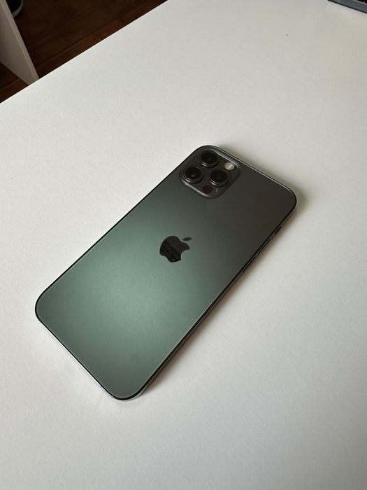Iphone 12 pro в идеальном состояние