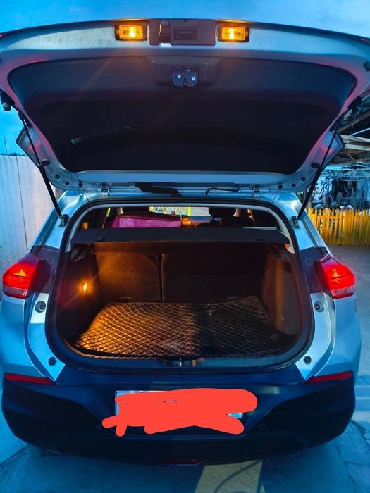 Трекер 2023 йил срочно сотилади.