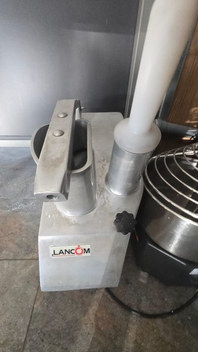 Utilajele pentru pizzeria