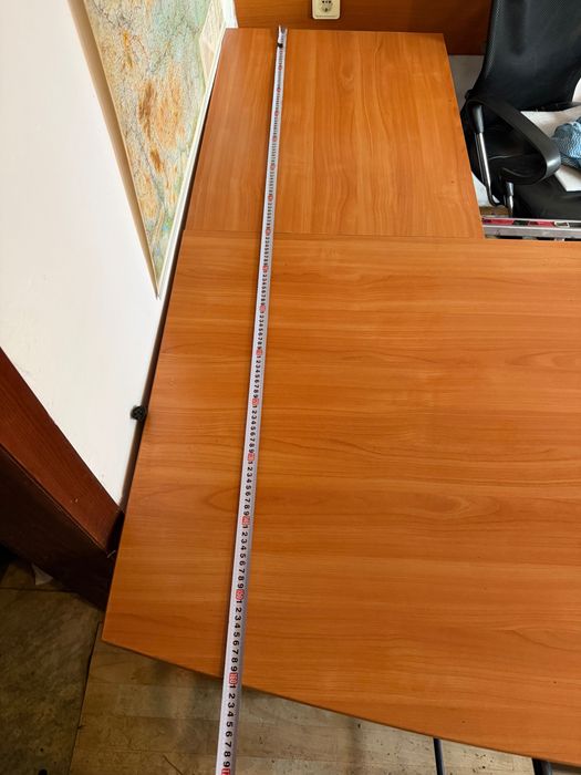 Бюро голямо -(210/90) см - Г образно - 75€