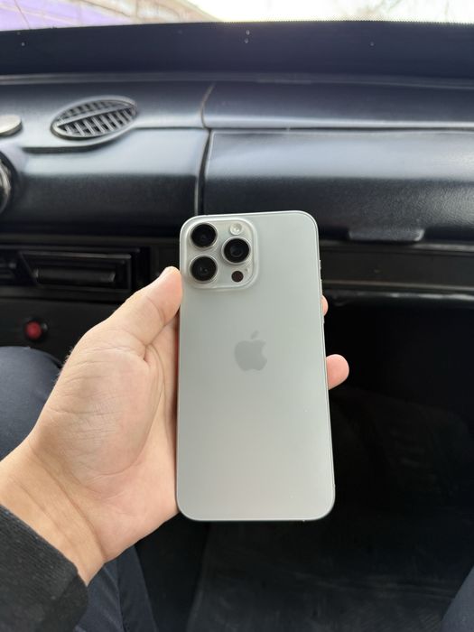 Iphone 15 pro max ideal