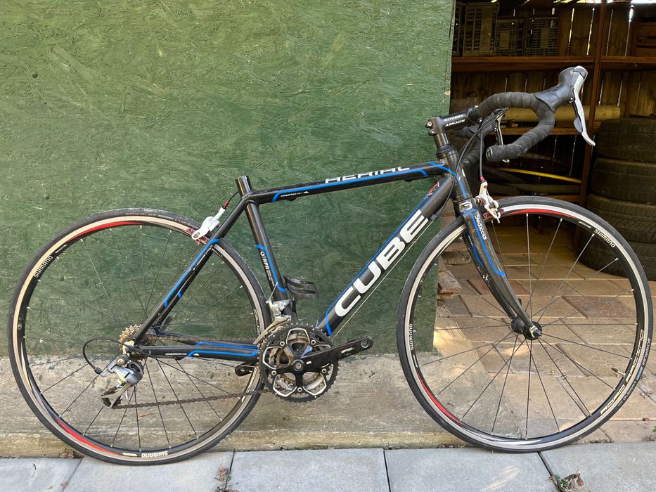 Bicicleta curaiera CUBE AERIAL
