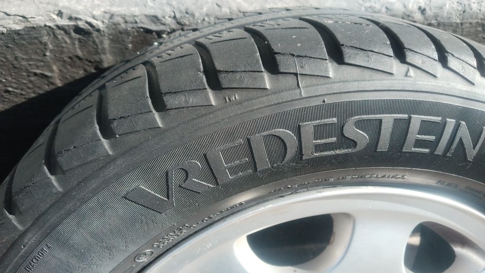 Диски с резиной на Ауди