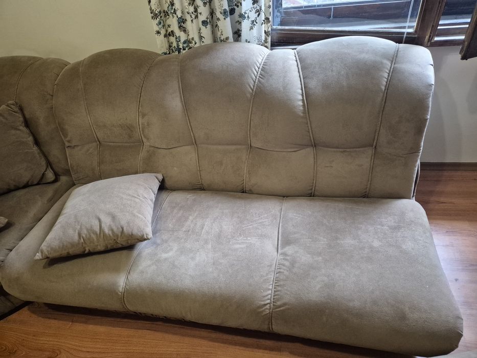 Диван от три части