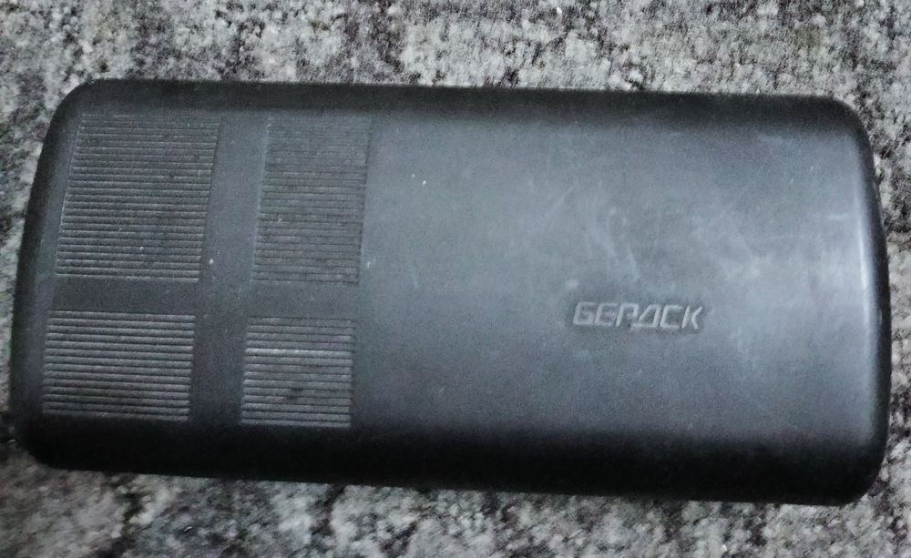 Продам. Электро бритвы. В отличном рабочем состоянии.