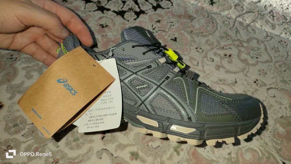 Продам красовка ASICS