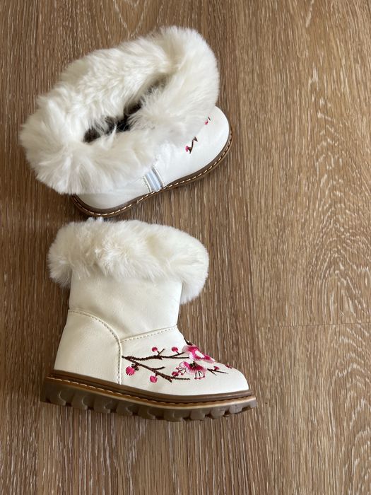 Сапожки на девочку