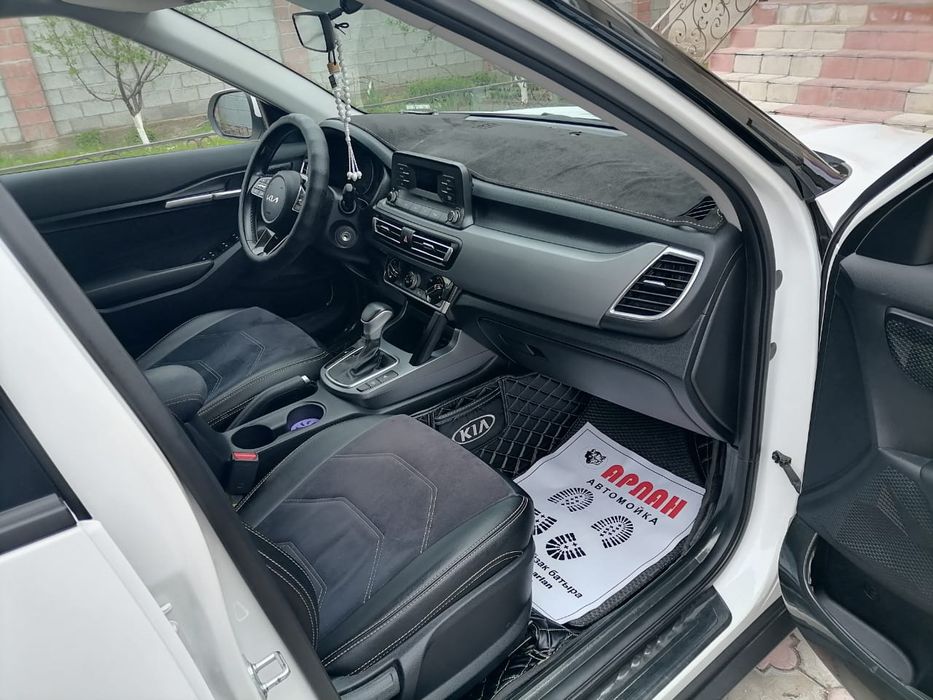 KIA seltos продам срочно