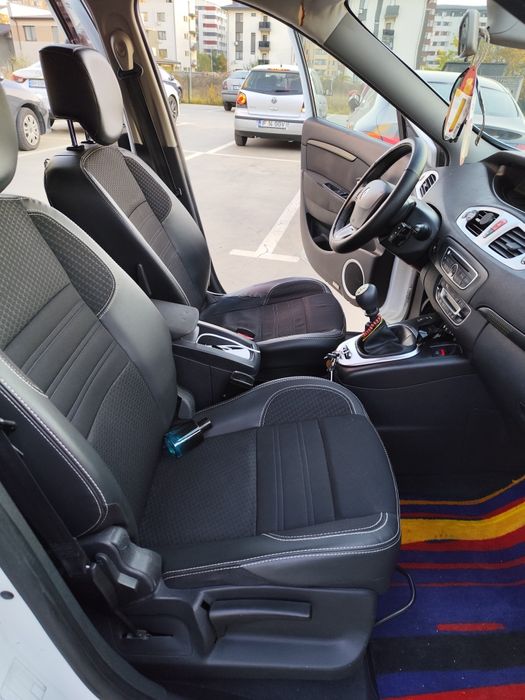 Vând sau schimb Renault gran scenic 3