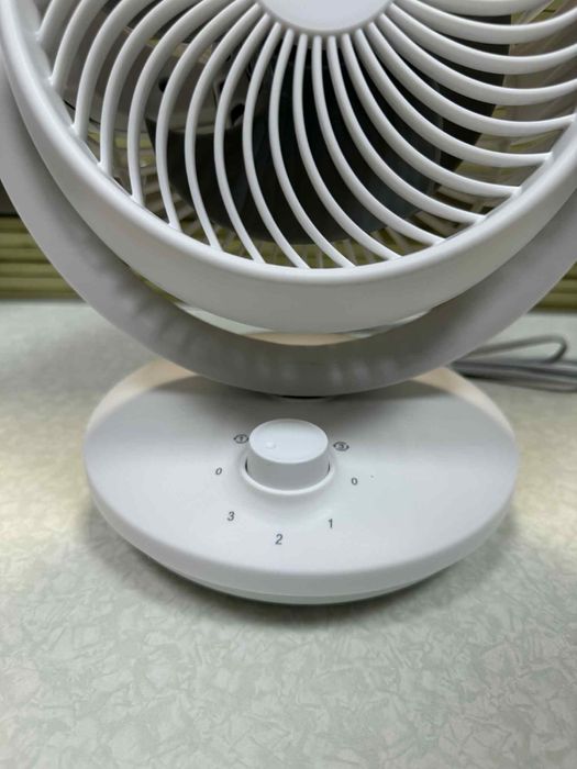 Настолен вентилатор Acoolir