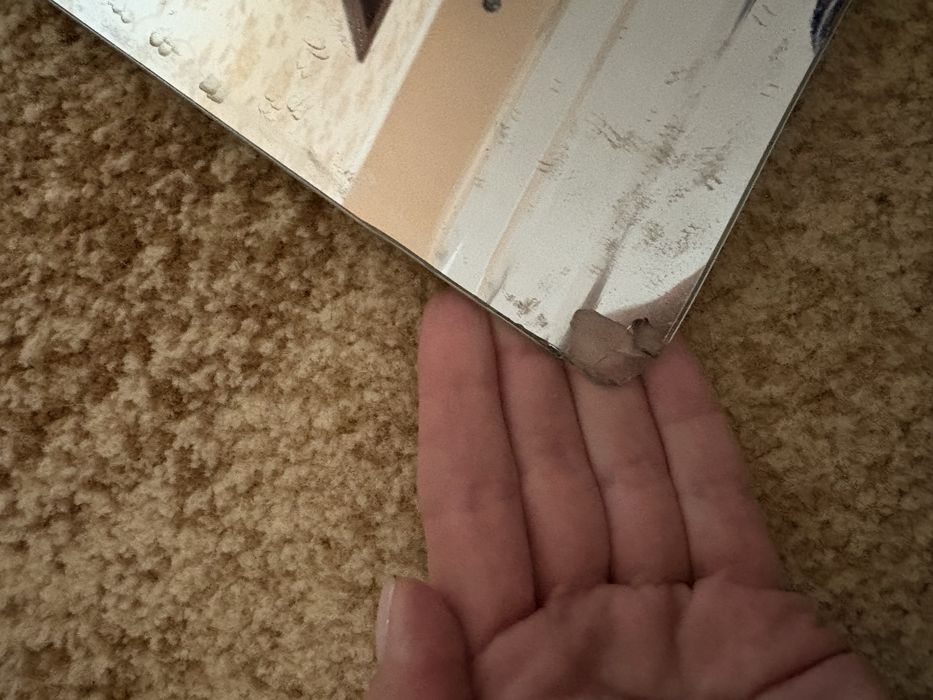 Продам зеркало настенное