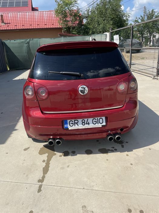 Vand  golf 5 pachet gti