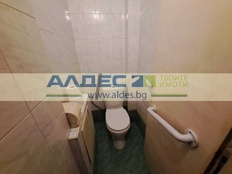 Продава се Двустаен апартамент в София, Оборище - 65 кв.м за 4077 €/кв.м - Снимка #13