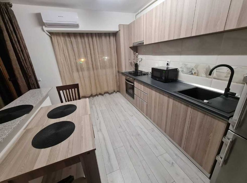 Дава се под наем Двустаен апартамент в Пловдив, Център - 87 кв.м за 270.3 € - Снимка #6