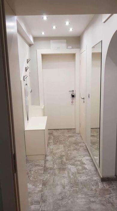 Дава се под наем Тристаен апартамент в София, Хиподрума - 85 кв.м за 850 € - Снимка #10